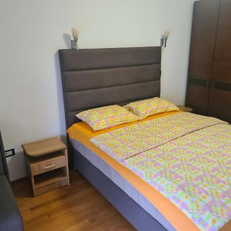 Seaview Apartment 바르 객실 사진