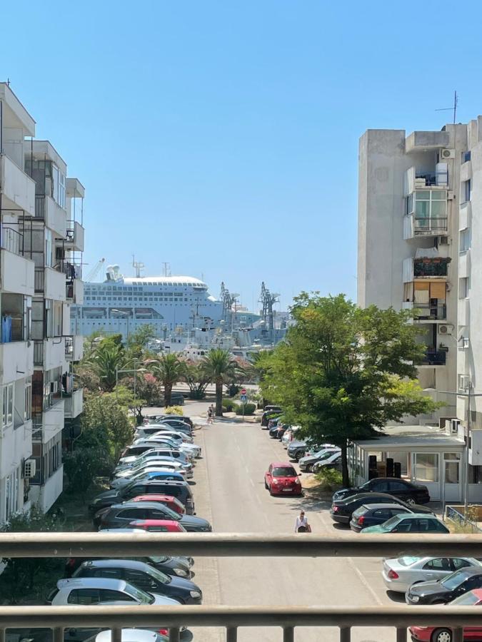 Seaview Apartment 바르 외부 사진